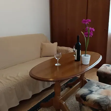 Apartman Yasmine *